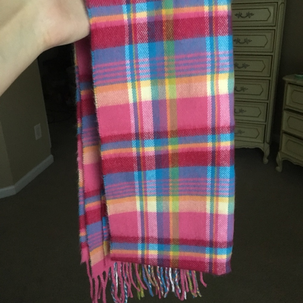 Cashmere Scarf -NWT